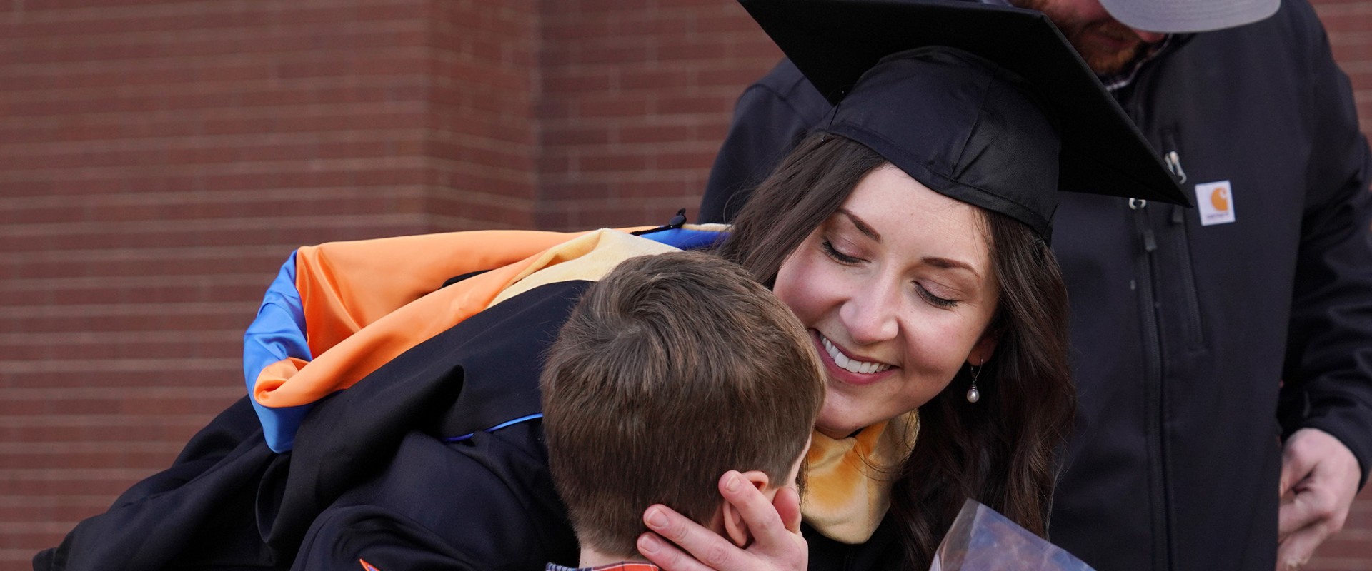 The Pros and Cons of Correspondence Courses: Exploring Home Study Options for Secondary, University, and Adult Learners
