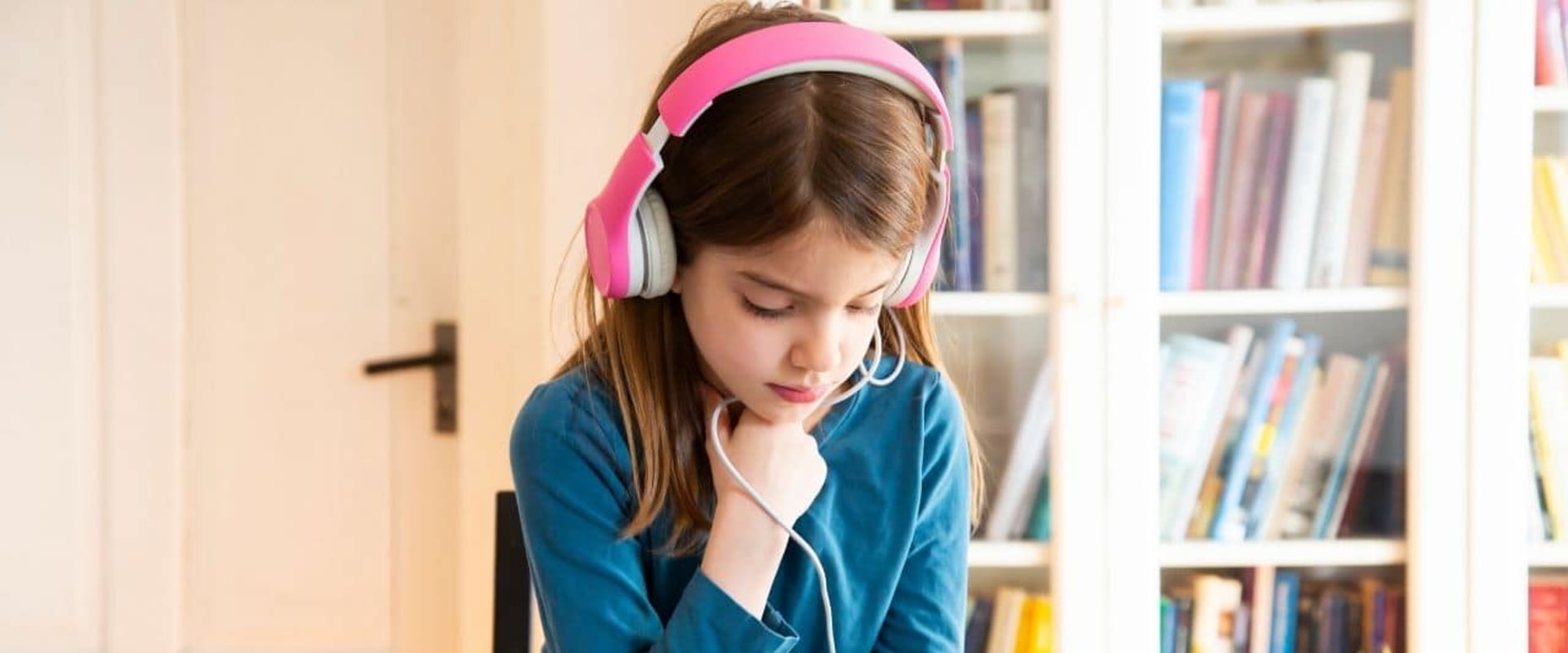 Challenges of Self-Study Programs: Overcoming Obstacles in Remote Education